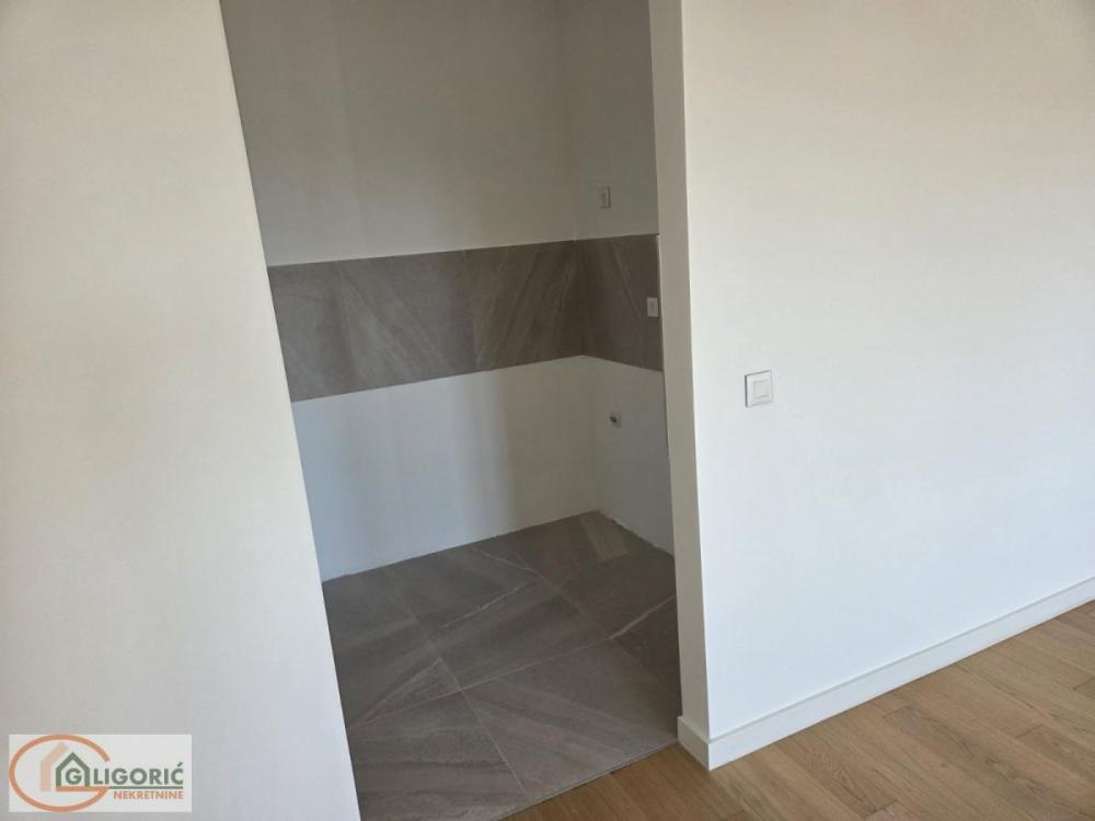 Slika 4 - Trosoban stan na prodaju, 95m2, 285.000€