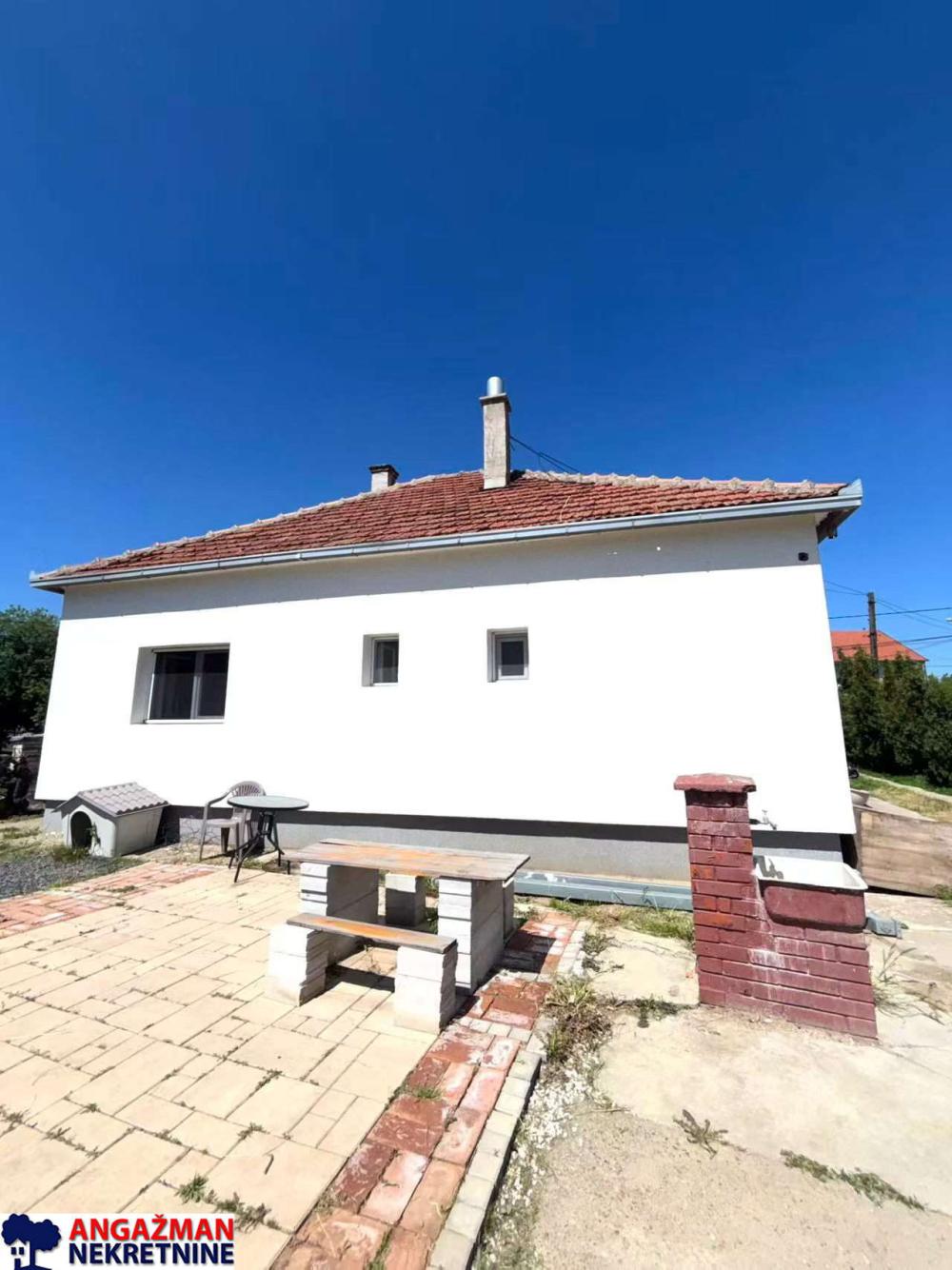 Slika 2 - Braće Lazić,  Kuća na prodaju, 90m2, 125.000€