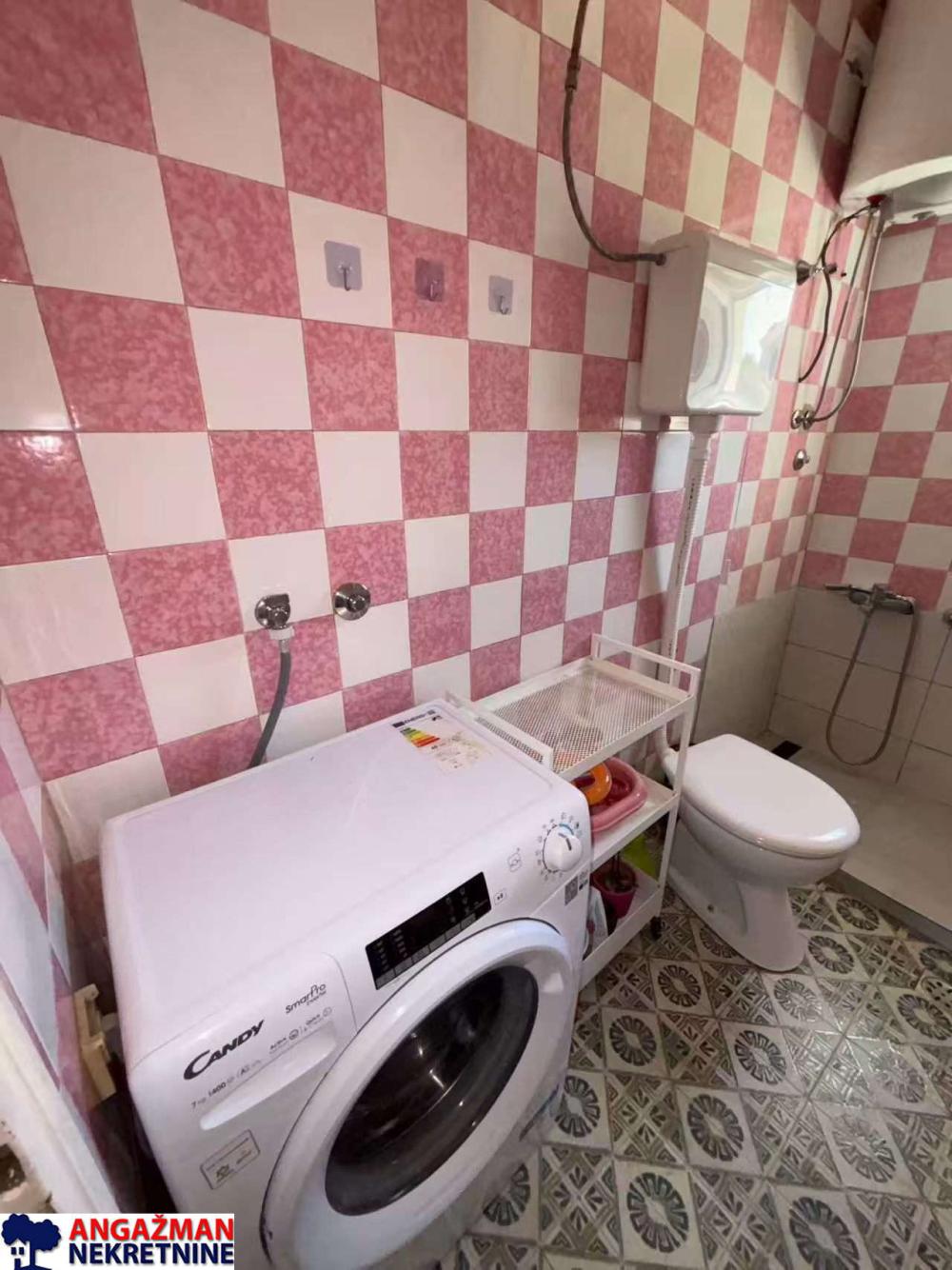 Slika 9 - Braće Lazić,  Kuća na prodaju, 90m2, 125.000€