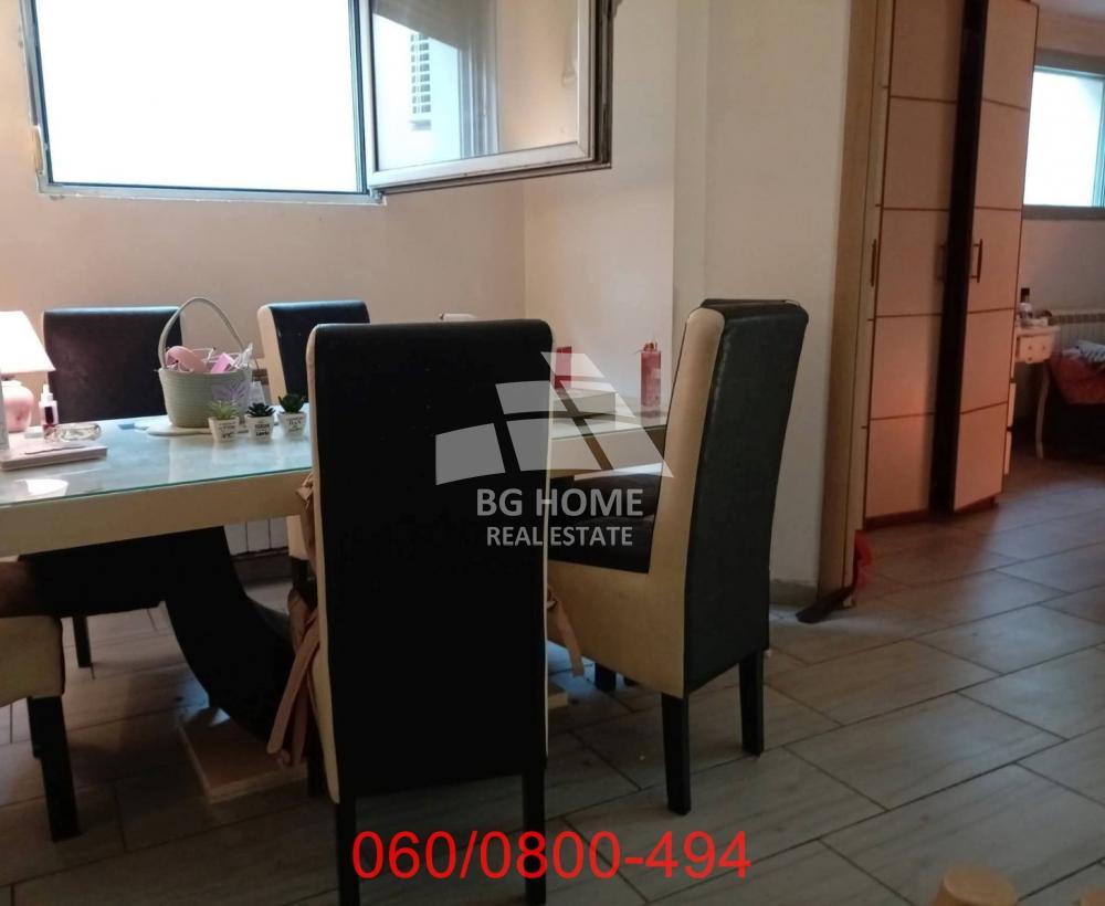 Slika 1 - Kralja Vladislava, Trosoban stan na prodaju, 55m2, 110.000€