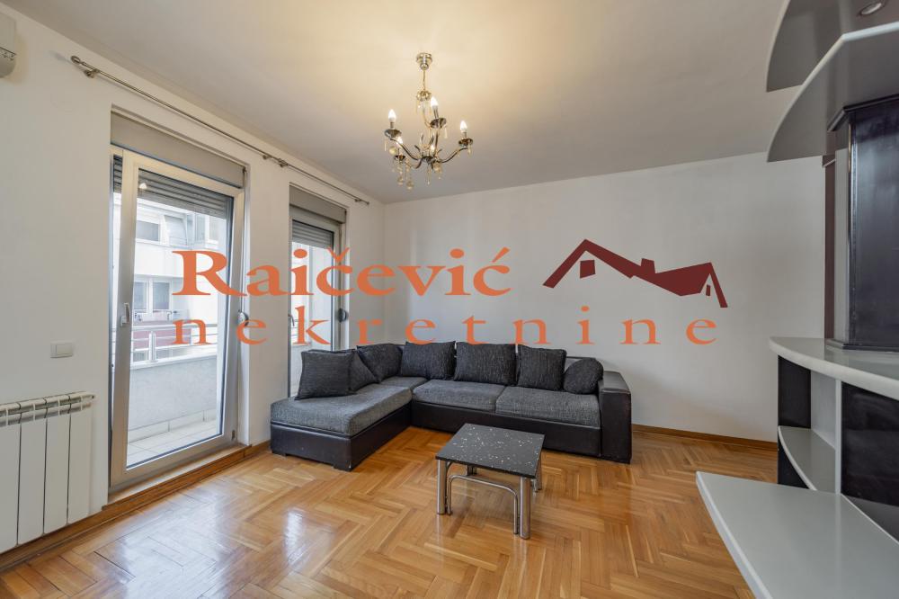 Slika 1 - Gajeva, Dvoiposoban stan na prodaju, 57m2, 248.500€