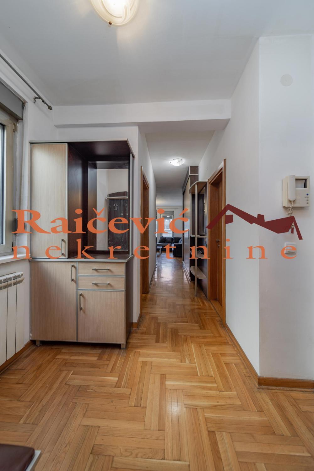 Slika 10 - Gajeva, Dvoiposoban stan na prodaju, 57m2, 248.500€