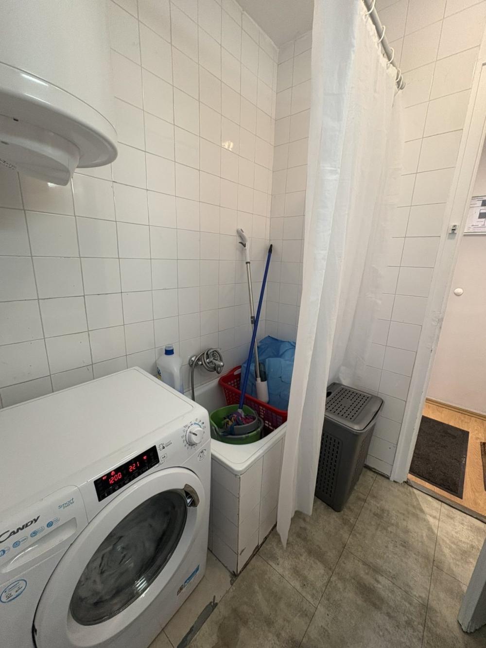 Slika 5 - 27. marta,  Lokal za izdavanje, 57m2, 700€