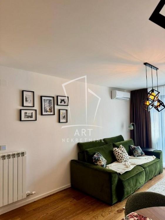 Slika 1 - Mirka Milojkovića, Trosoban stan za izdavanje, 67m2, 750€