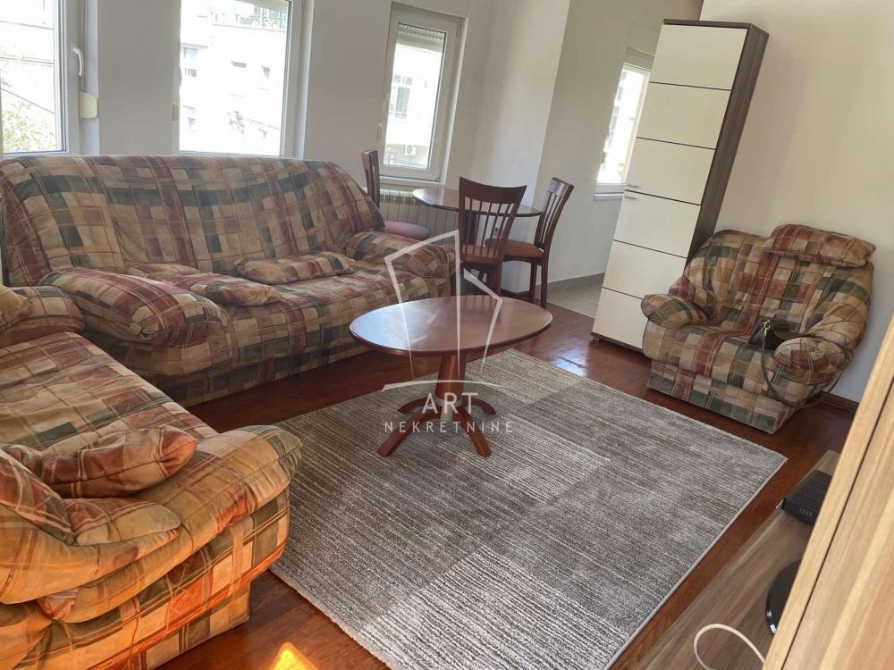 Slika 1 - Generala Horvatovića, Jednoiposoban stan za izdavanje, 40m2, 500€