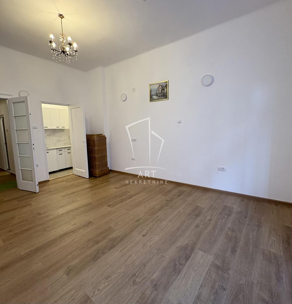 Glavna slika -Krunska, Jednosoban stan za izdavanje, 33m2, 750€