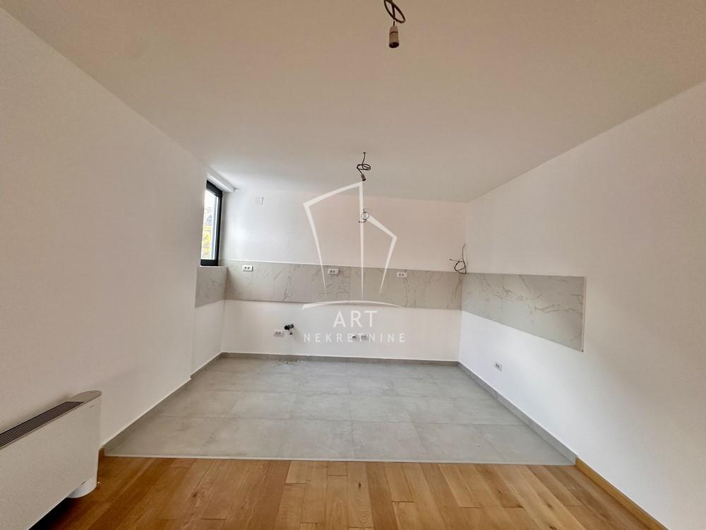 Slika 4 - Prilepska, Trosoban stan na prodaju, 88m2, 430.000€