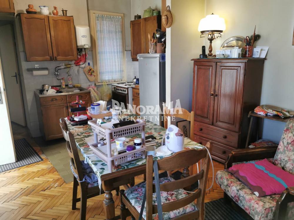 Slika 4 - Vlajkovićeva, Četvorosoban stan na prodaju, 113m2, 635.000€