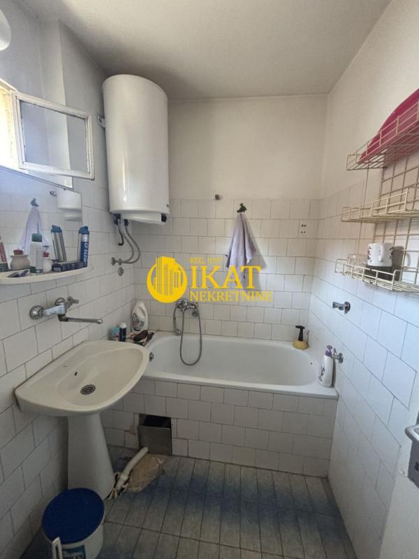 Slika 8 - Kralja Vladislava,  Kuća na prodaju, 111m2, 188.700€