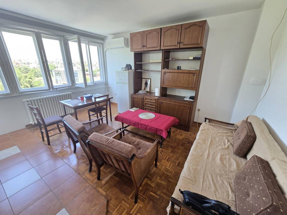 Slika 1 - Triše Kaclerovića, Dvosoban stan za izdavanje, 40m2, 350€