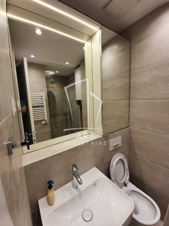 Slika 11 - Dunavska, Četvorosoban stan za izdavanje, 125m2, 2.000€