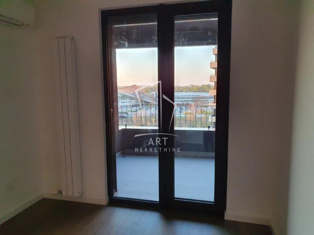 Slika 7 - Dunavska, Četvorosoban stan za izdavanje, 125m2, 2.000€