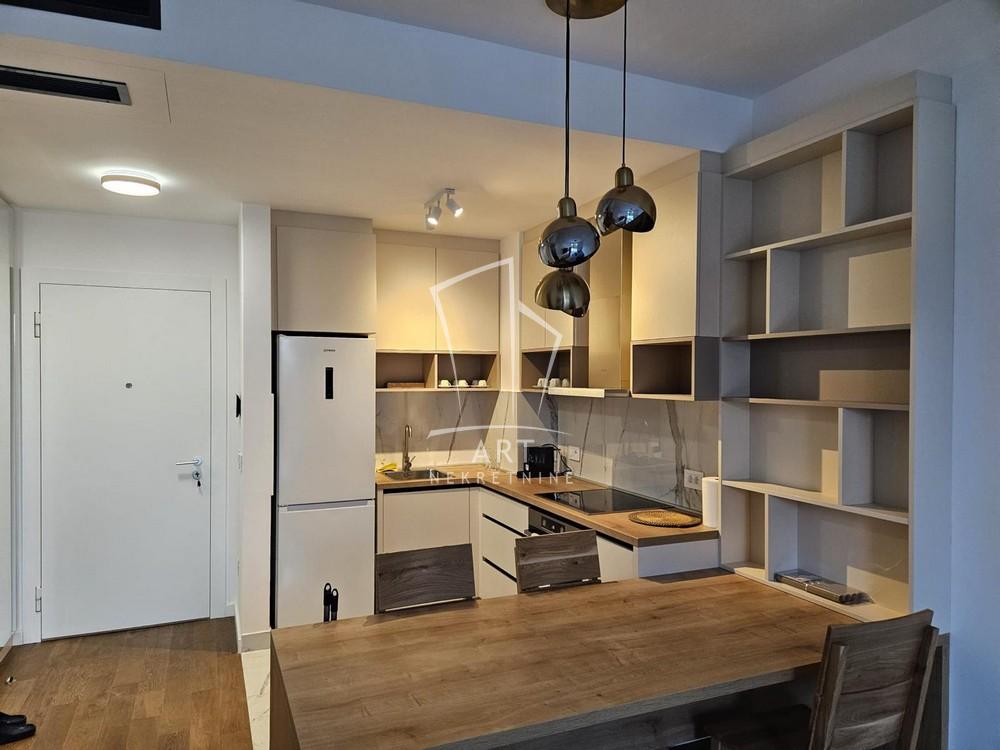 Slika 4 - Vojvode Đurovića, Dvosoban stan za izdavanje, 49m2, 850€