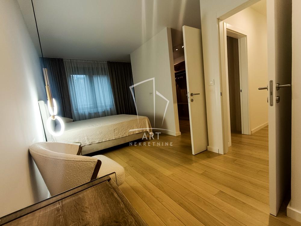 Slika 3 - Deligradska, Trosoban stan za izdavanje, 92m2, 1.500€