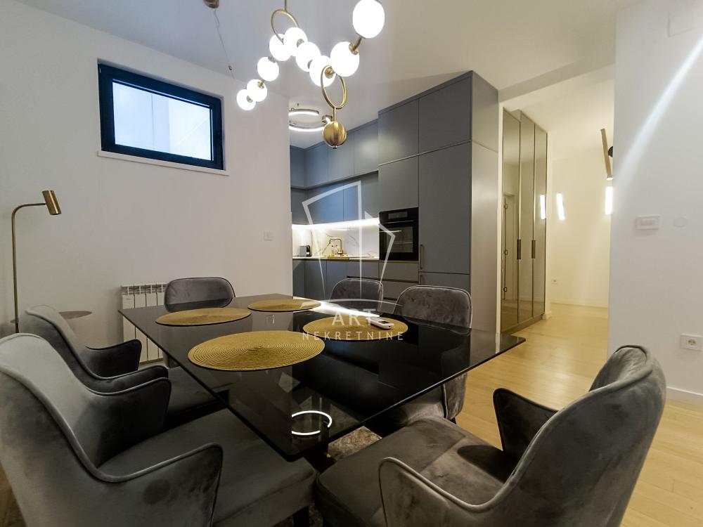 Slika 8 - Deligradska, Trosoban stan za izdavanje, 92m2, 1.500€