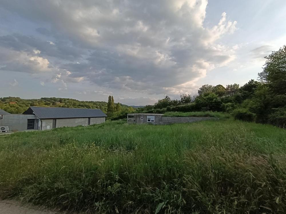 Slika 3 -  Plac na prodaju, Petrovaradin, Alibegovac, 105.000€