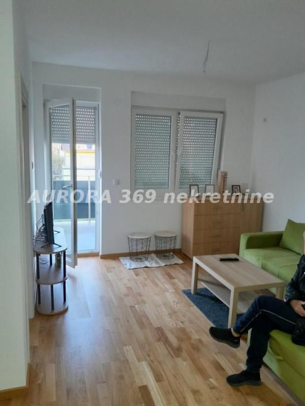 Slika 2 - Jednosoban stan za izdavanje, 33m2, 250€