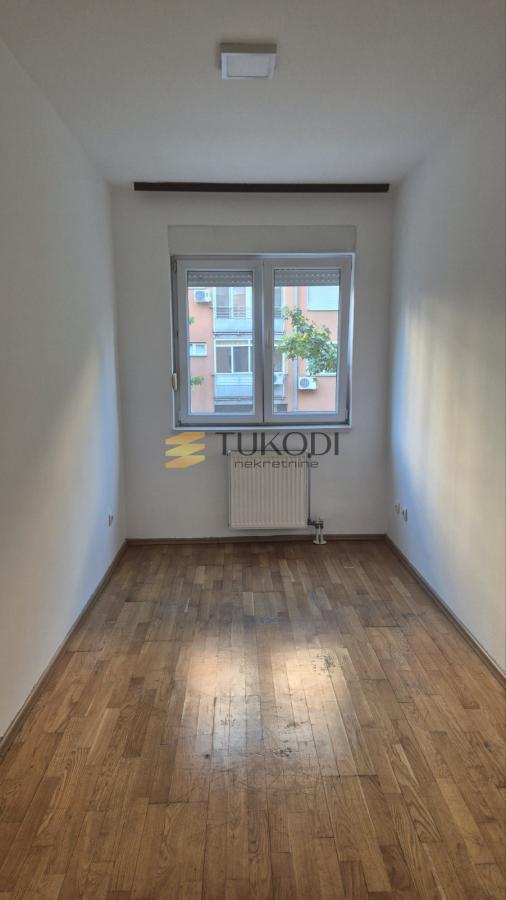 Slika 2 - Dvosoban stan za izdavanje, 38m2, 300€