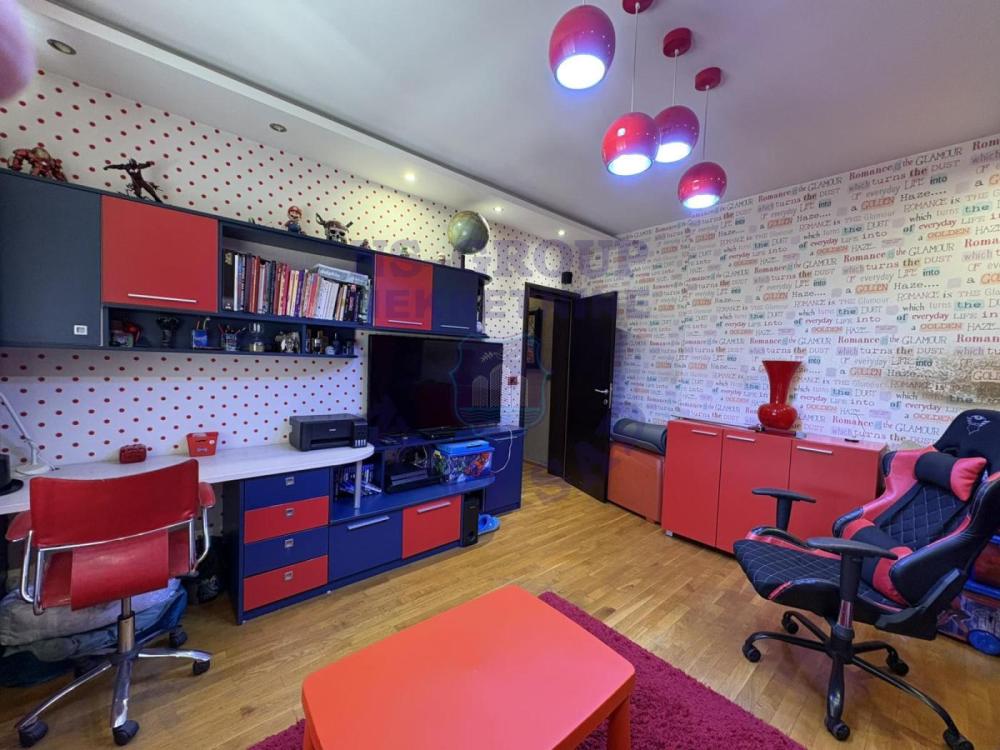 Slika 10 - Petosoban stan na prodaju, 140m2, 424.400€