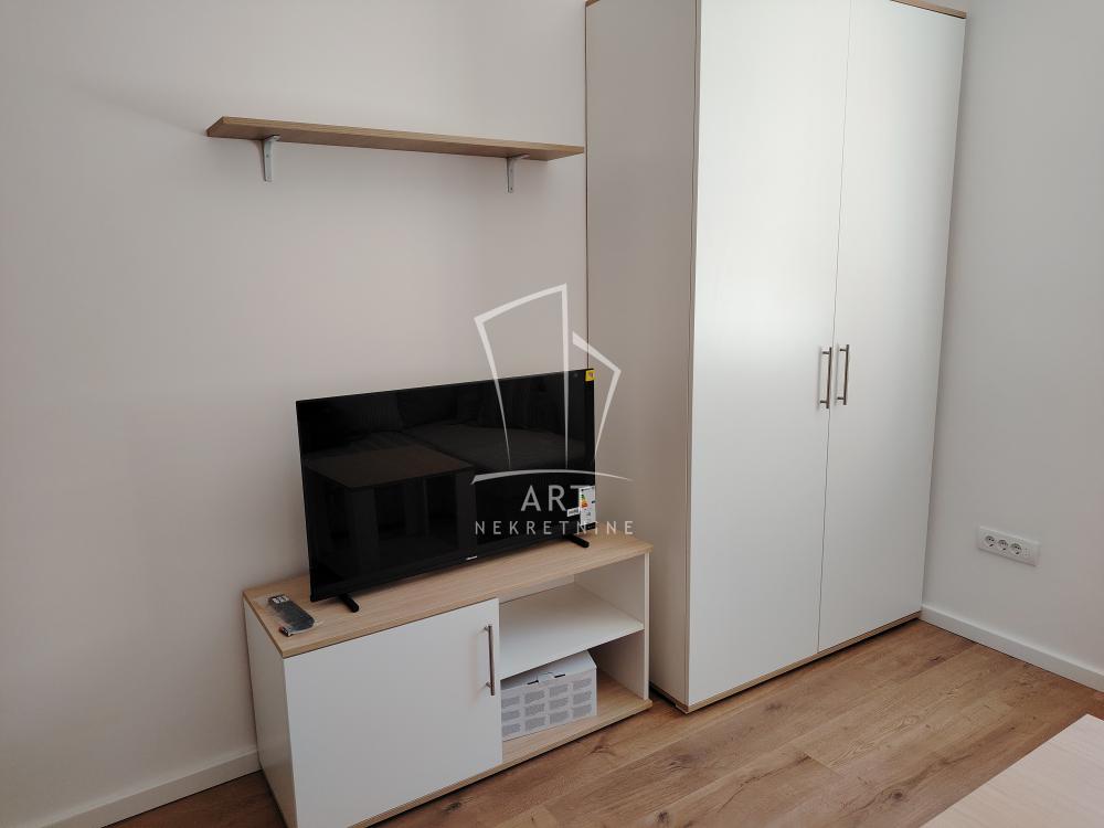 Slika 5 - Cara Dušana,  Stan za izdavanje, 26m2, 450€