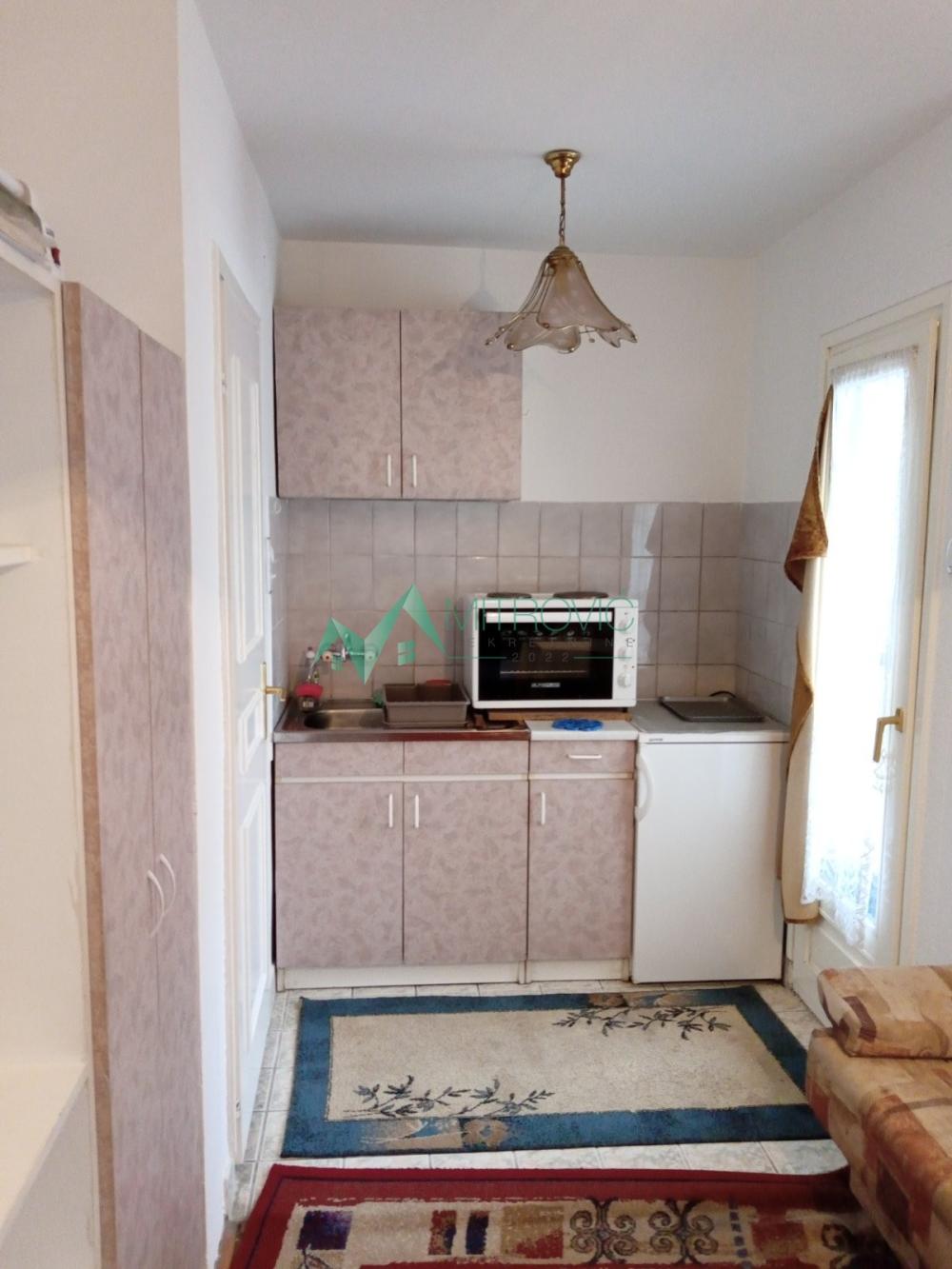 Slika 1 -  Stan za izdavanje, 18m2, 200€