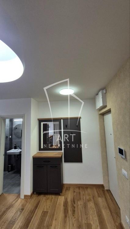 Slika 2 - Sazonova, Jednoiposoban stan za izdavanje, 38m2, 700€