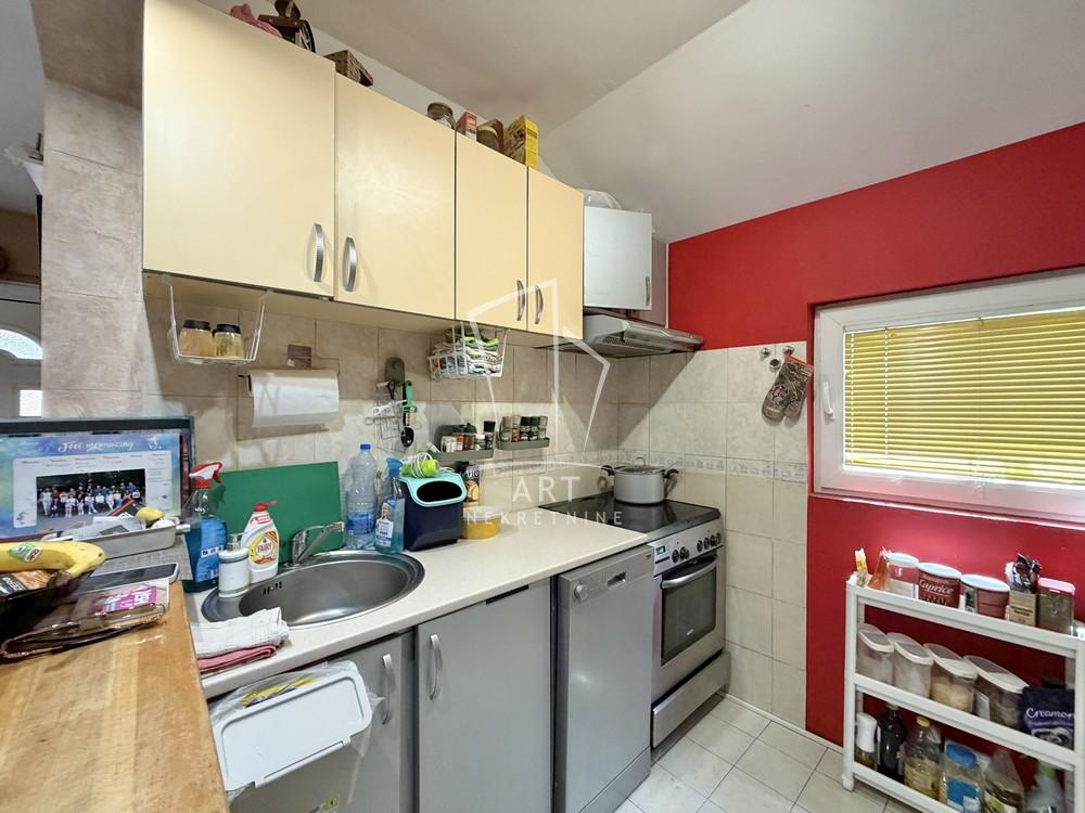 Slika 4 - Mačvanska,  Kuća na prodaju, 182m2, 255.000€