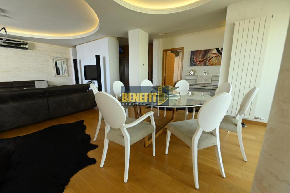 Slika 3 - Petosoban stan na prodaju, 250m2, 950.000€