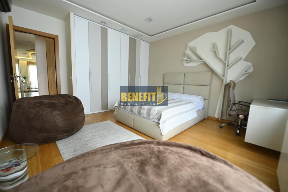 Slika 6 - Petosoban stan na prodaju, 250m2, 950.000€
