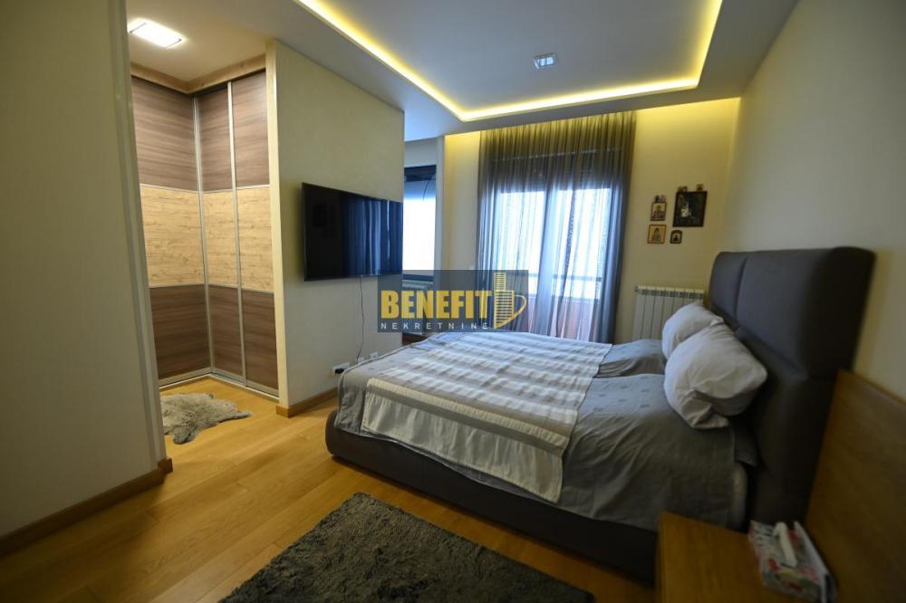 Slika 11 - Petosoban stan na prodaju, 250m2, 950.000€