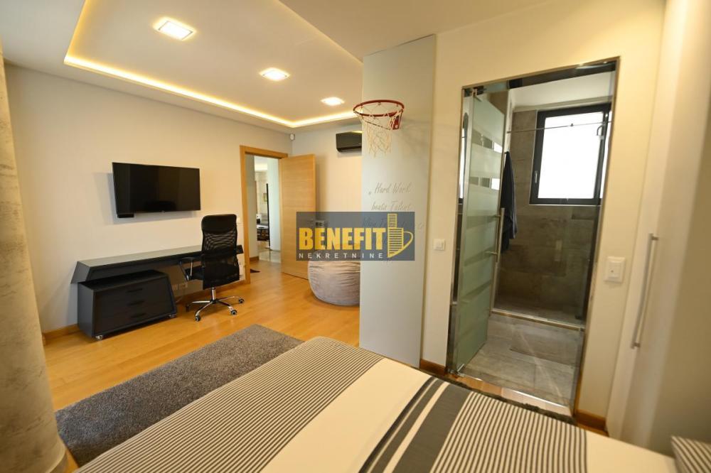 Slika 9 - Petosoban stan na prodaju, 250m2, 950.000€
