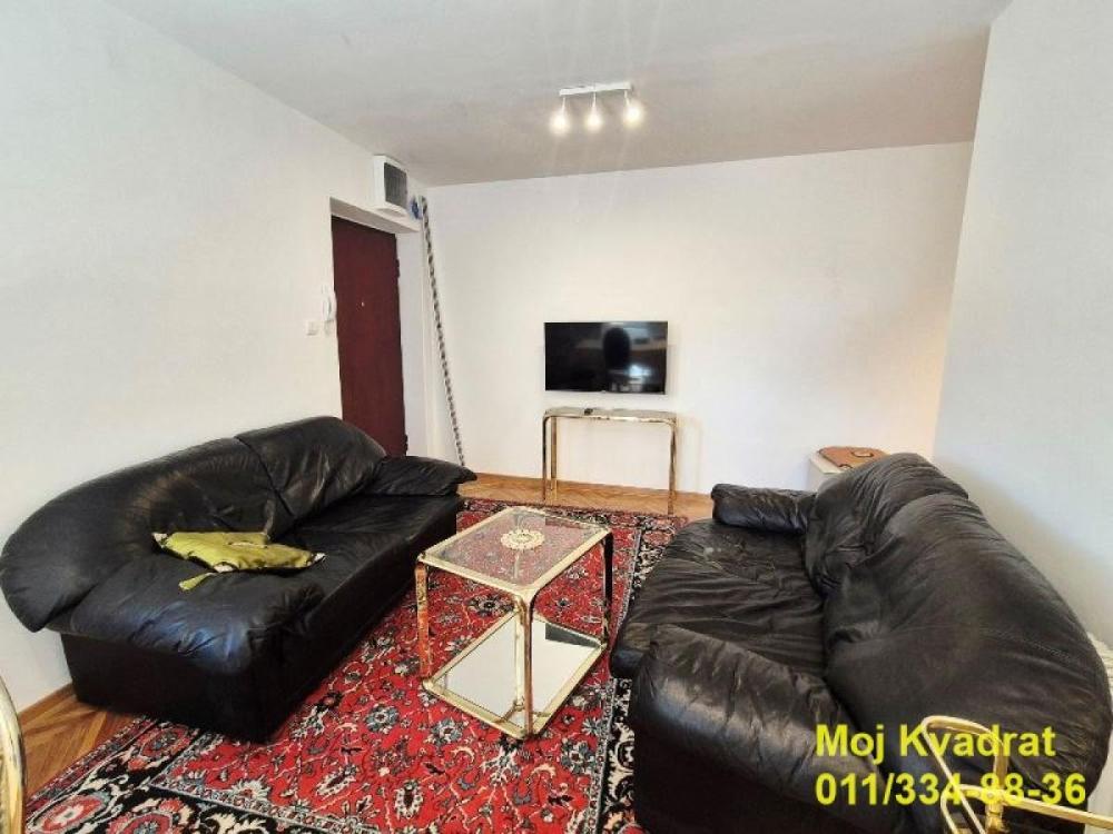 Glavna slika -Trosoban stan za izdavanje, 60m2, 970€