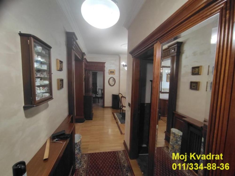 Slika 8 - Dvosoban stan za izdavanje, 80m2, 1.000€