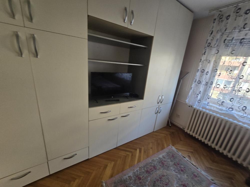Slika 6 - Marka Čelebonovića, Trosoban stan za izdavanje, 90m2, 700€
