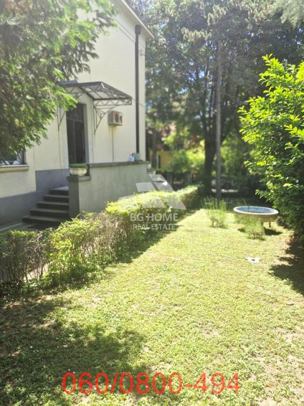 Slika 10 - Puškinova, Trosoban stan za izdavanje, 130m2, 1.500€