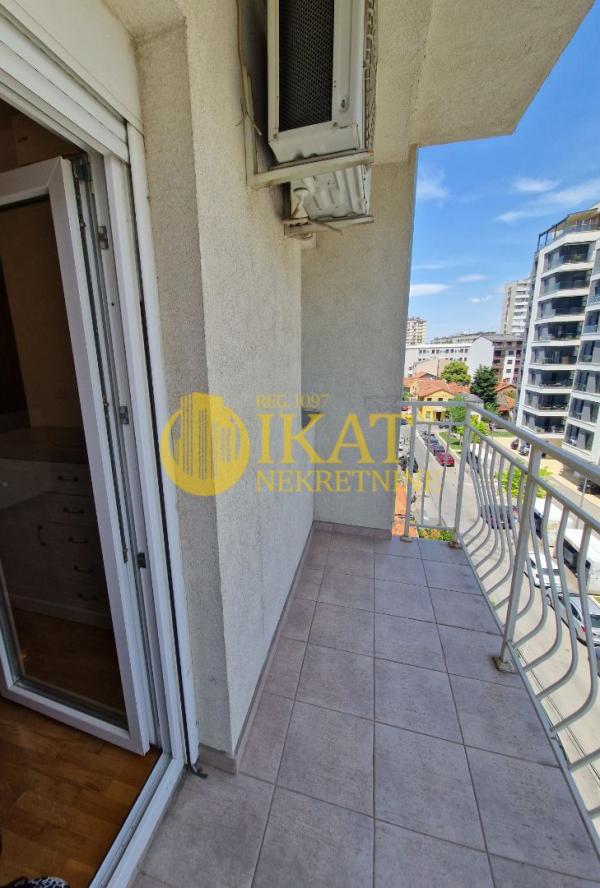 Slika 5 - Mosorska, Dvosoban stan za izdavanje, 50m2, 650€