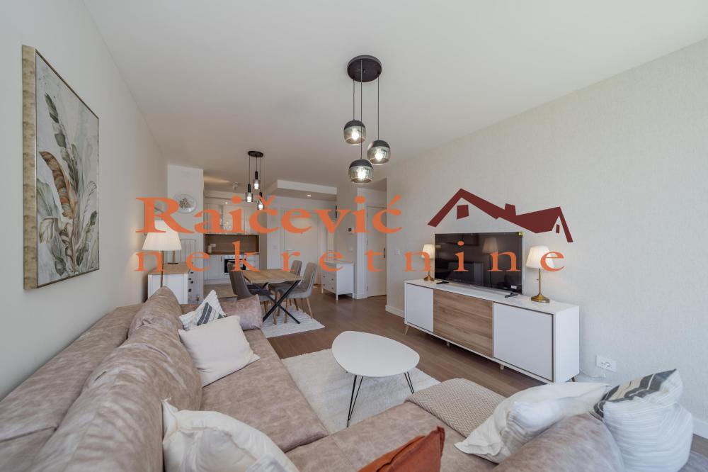 Slika 5 - Luke Celovica Trebinjca, Trosoban stan za izdavanje, 77m2, 1.600€