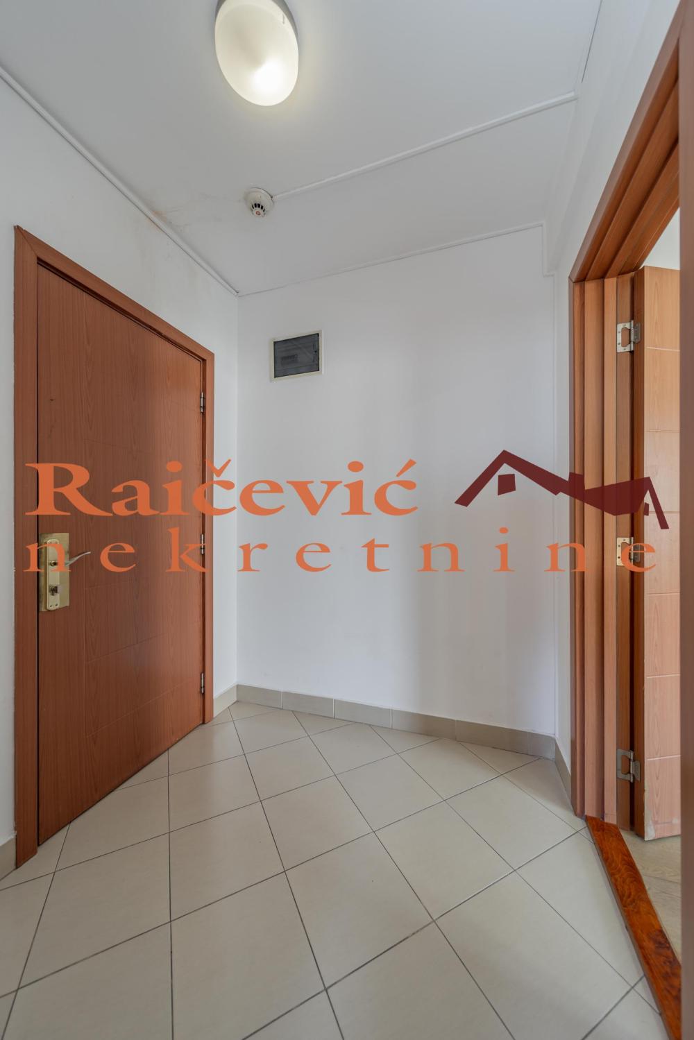 Slika 8 - Bulevar oslobodjenja, Jednosoban stan na prodaju, 33m2, 129.000€