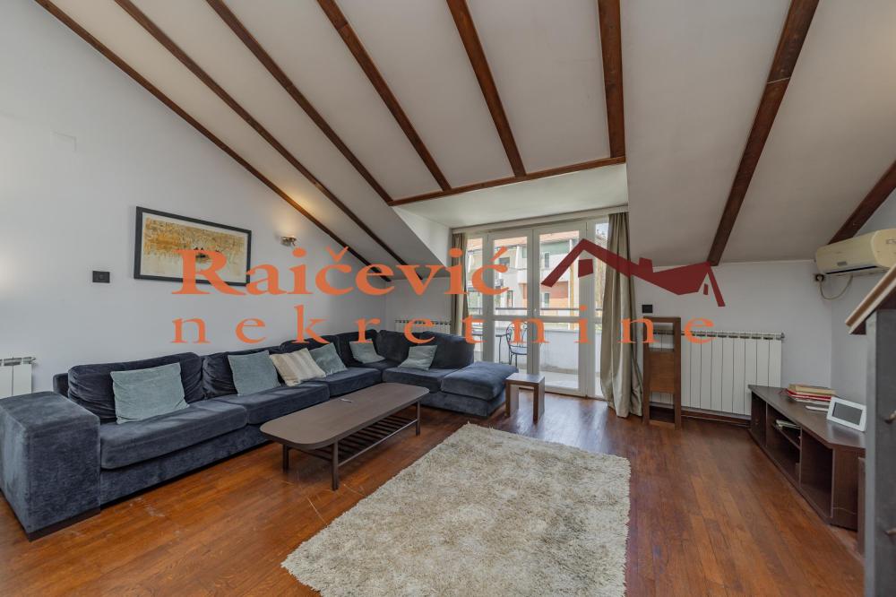 Slika 1 - Bulevar oslobodjenja, Četvorosoban stan na prodaju, 136m2, 380.000€