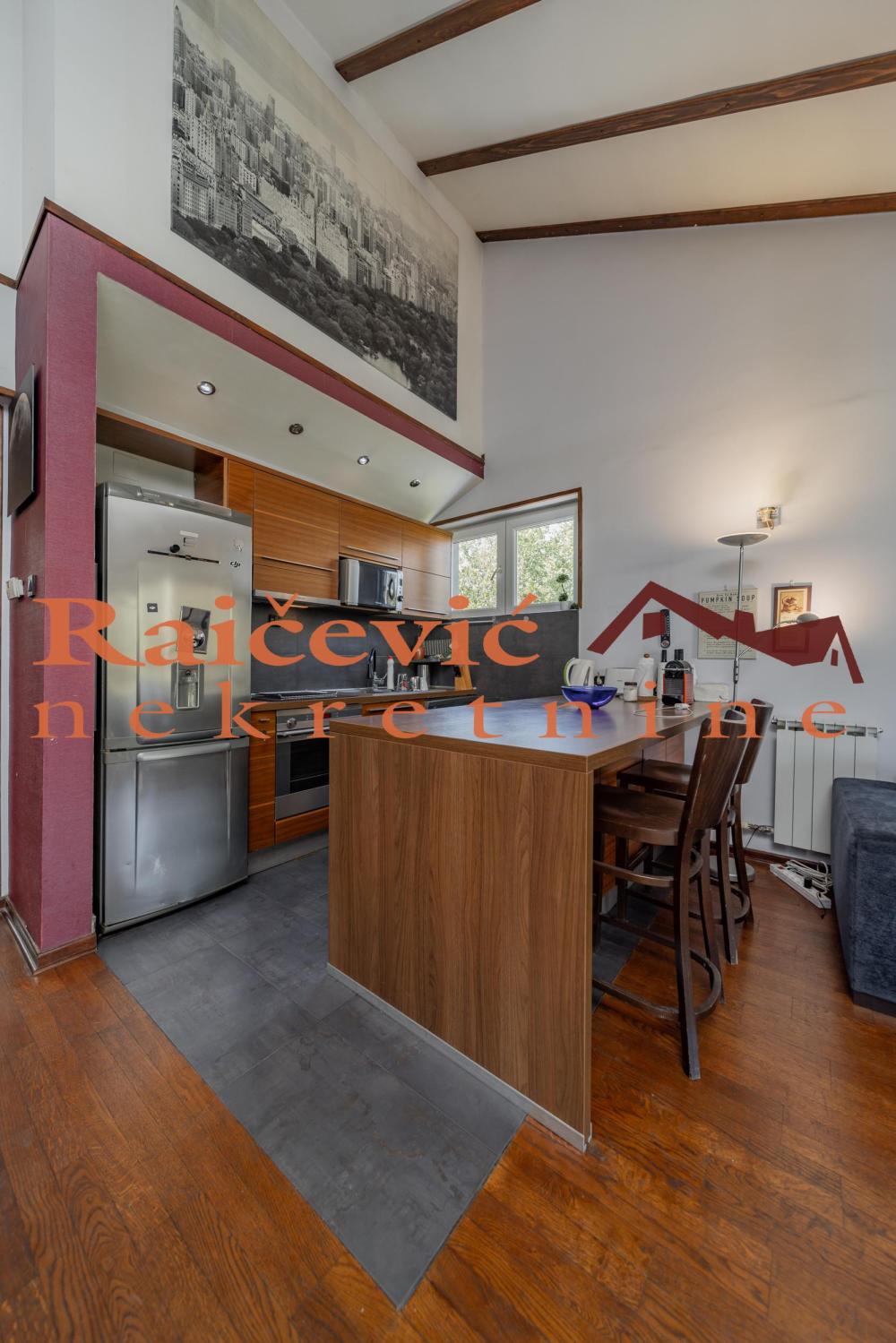 Slika 5 - Bulevar oslobodjenja, Četvorosoban stan na prodaju, 136m2, 380.000€