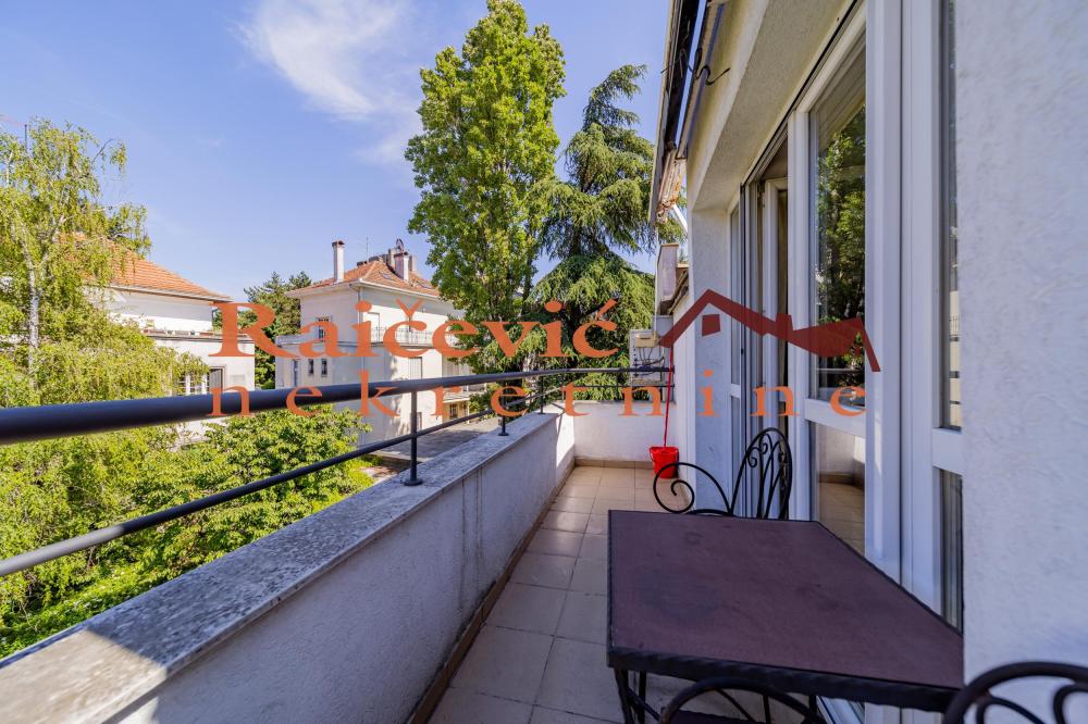 Slika 6 - Bulevar oslobodjenja, Četvorosoban stan na prodaju, 136m2, 380.000€