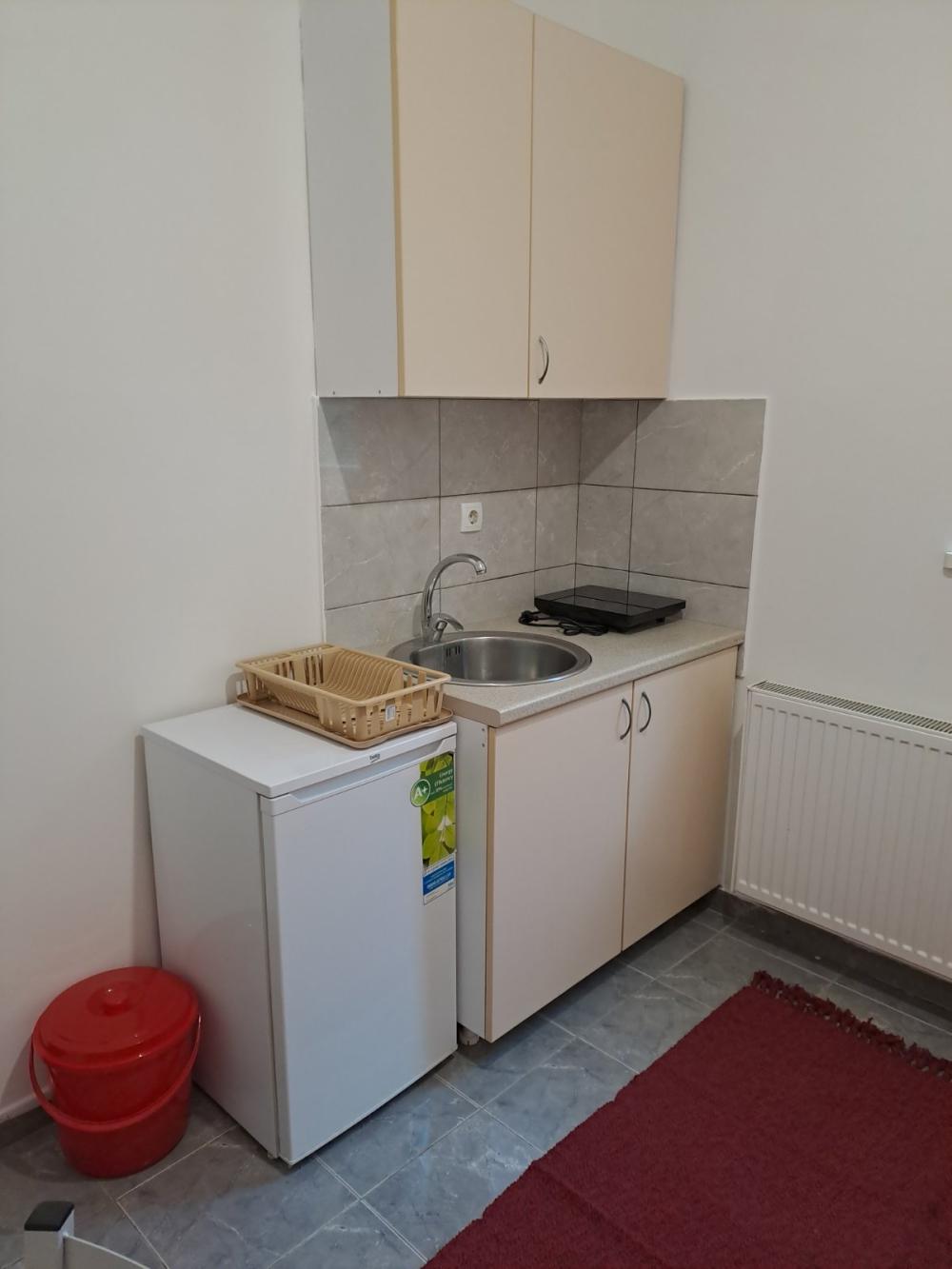 Slika 2 - Jednosoban stan za izdavanje, 12m2, 240€