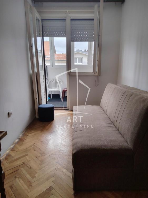 Slika 5 - Dr Nika Miljanića, Dvosoban stan za izdavanje, 51m2, 400€
