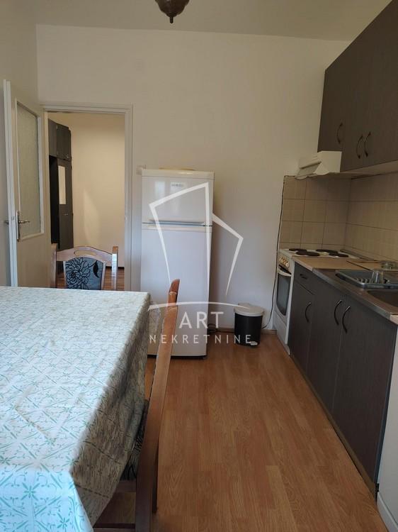 Slika 3 - Dr Nika Miljanića, Dvosoban stan za izdavanje, 51m2, 400€