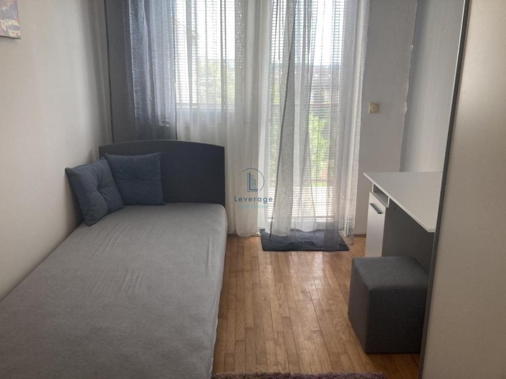 Slika 4 - Ilije Đuričića, Dvoiposoban stan za izdavanje, 50m2, 550€