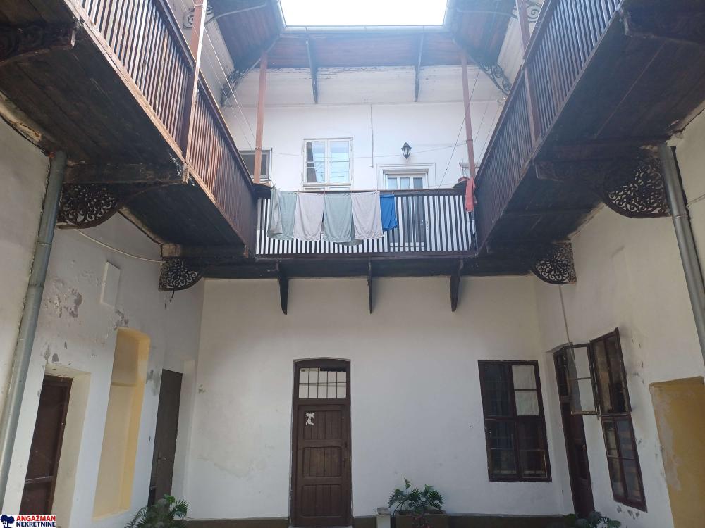 Slika 2 - Braće Krsmanović, Trosoban stan na prodaju, 73m2, 225.000€