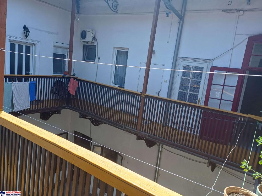 Slika 1 - Braće Krsmanović, Trosoban stan na prodaju, 73m2, 225.000€