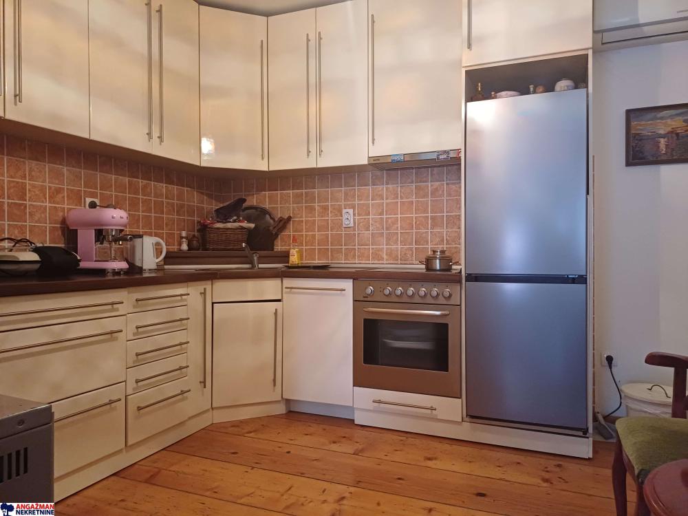 Slika 4 - Braće Krsmanović, Trosoban stan na prodaju, 73m2, 225.000€