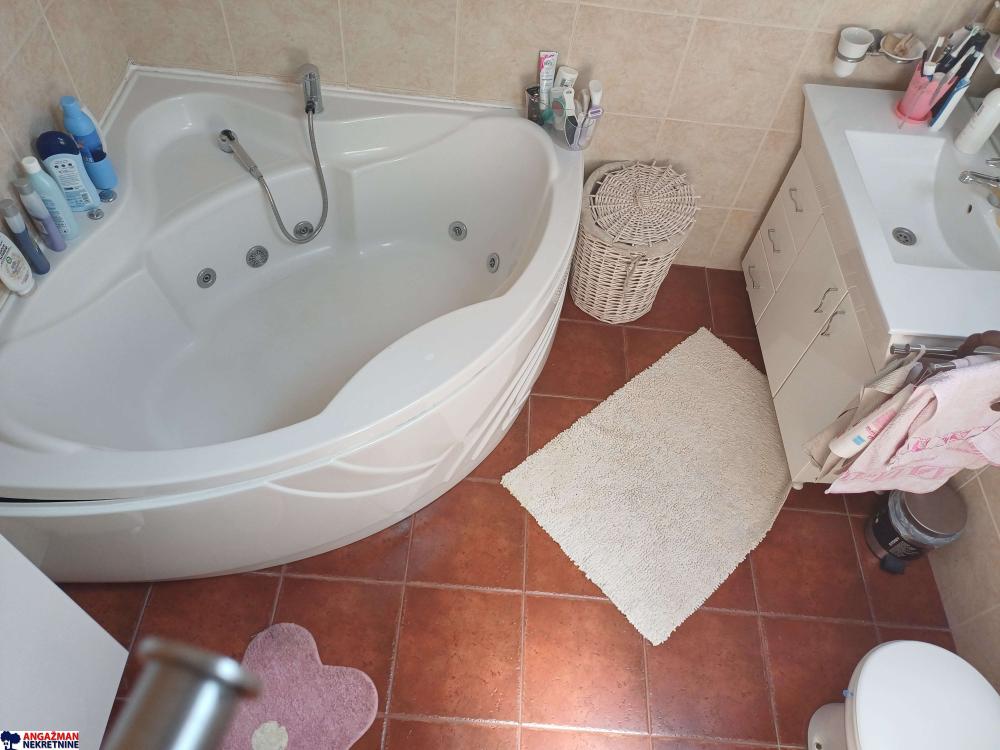 Slika 5 - Braće Krsmanović, Trosoban stan na prodaju, 73m2, 225.000€