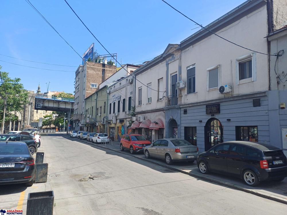 Glavna slika -Braće Krsmanović, Trosoban stan na prodaju, 73m2, 225.000€
